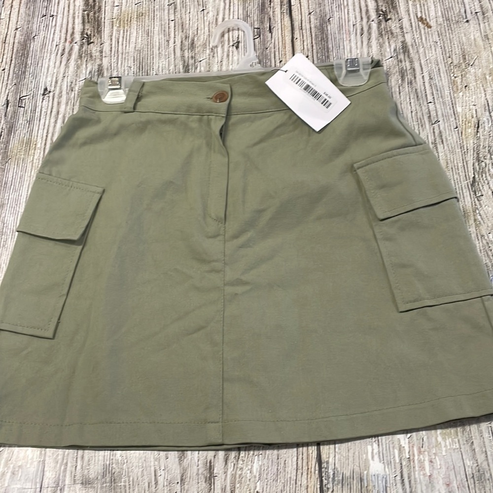 Nwt Oak + Fort sage green Skirt